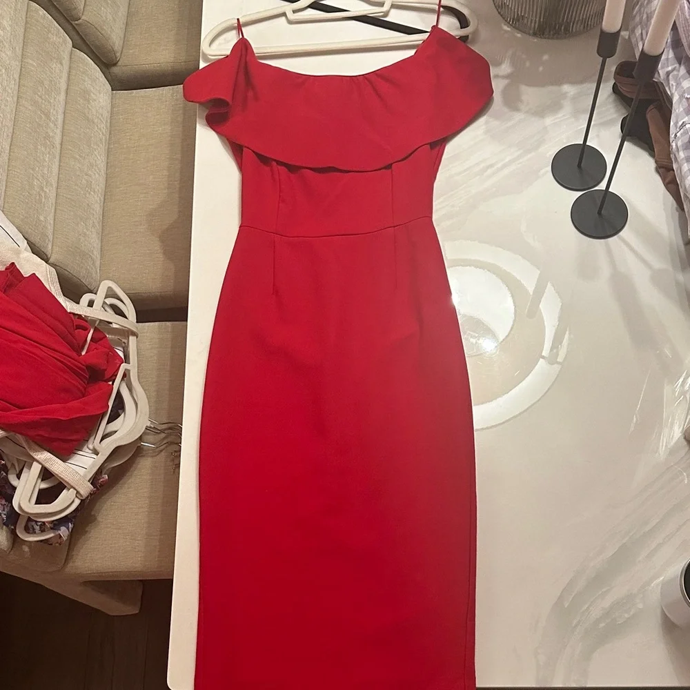 Zara Elegant Red Off-Shoulder Dress - Picture 1 of 8